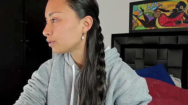 tatiana valencia online show from March 2025 03:37:01 PM