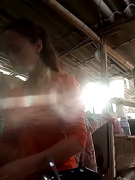 tatiana valencia online show from March 2026 05:42:01 PM