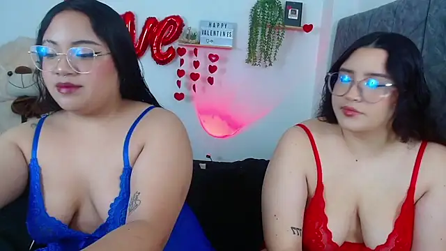 Snapshot of maddie-and-chelsea- chatting on February 2025 10:59:01 AM maddie-and-chelsea- online show from February 2025 10:59:01 AM