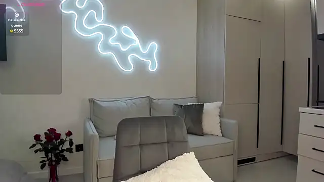 Snapshot of _cometoseeme_ chatting on January 2025 05:02:02 PM cometoseeme online show from January 2025 05:02:02 PM