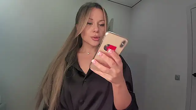 Snapshot of _cometoseeme_ chatting on September 2025 12:38:02 PM cometoseeme online show from September 2025 12:38:02 PM