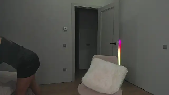 Snapshot of _cometoseeme_ chatting on November 2025 11:29:01 PM cometoseeme online show from November 2025 11:29:01 PM