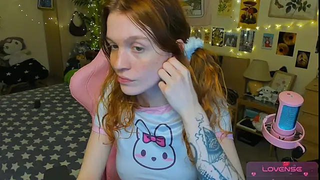 Snapshot of Sunny_Elly chatting on April 2026 05:44:02 PM Sunny Elly online show from April 2026 05:44:02 PM