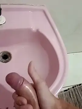 Pauzudoooootk online show from February 2026 12:48:01 AM