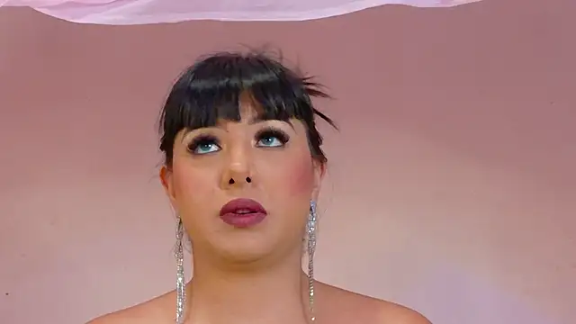 Alexa Miss online show from February 2025 11:20:01 PM