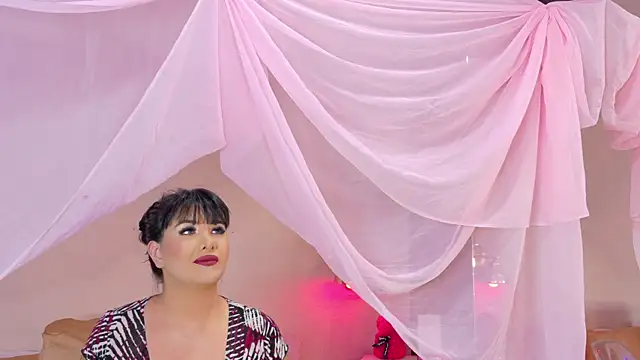 Alexa Miss online show from March 2025 07:25:01 PM