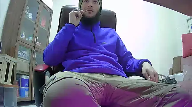 hardbigcock16 online show from February 2025 07:07:01 AM