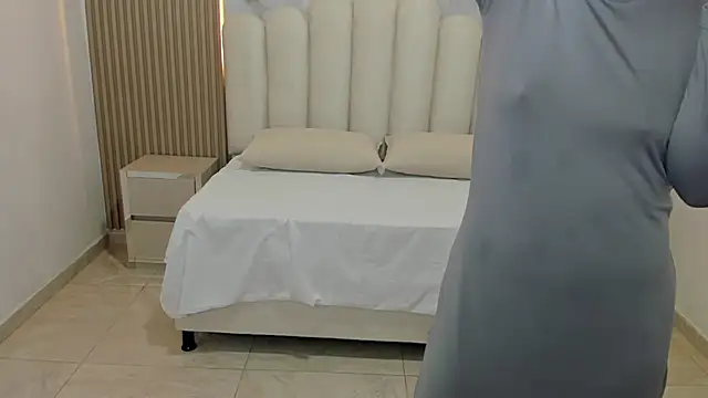 Snapshot of Hanaa_latif chatting on January 2025 12:18:01 PM Hanaa latif online show from January 2025 12:18:01 PM