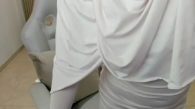 Snapshot of Hanaa_latif chatting on March 2025 06:16:01 PM Hanaa latif online show from March 2025 06:16:01 PM