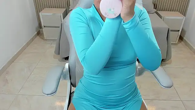 Snapshot of Hanaa_latif chatting on March 2025 12:30:02 PM Hanaa latif online show from March 2025 12:30:02 PM