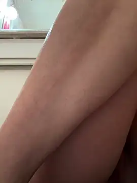 Snapshot of hotNReady6969 chatting on September 2025 03:05:01 AM hotNReady6969 online show from September 2025 03:05:01 AM