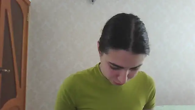 Snapshot of Kashtanka_ chatting on May 2026 05:15:02 AM Kashtanka online show from May 2026 05:15:02 AM