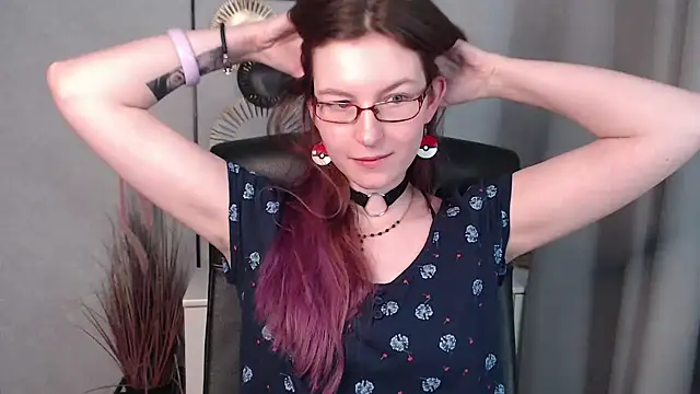 emmaxDelight online show from December 2024 09:35:02 AM