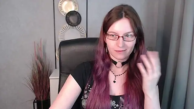 emmaxDelight online show from December 2024 10:36:02 AM