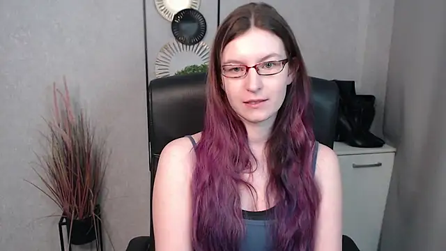 emmaxDelight online show from February 2025 06:39:01 AM