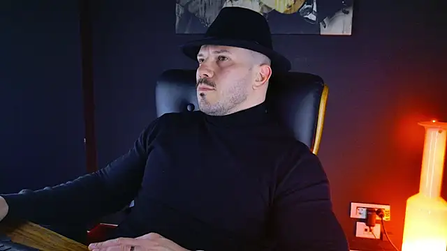 AngeloEric online show from January 2025 05:08:02 AM