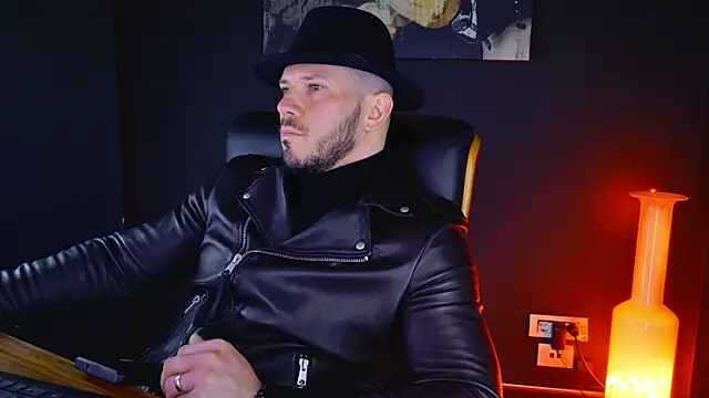 AngeloEric online show from March 2025 09:23:01 AM