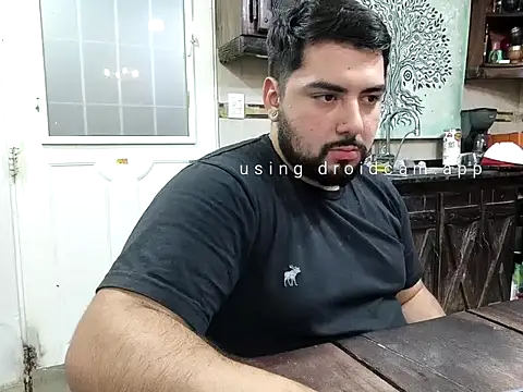 Snapshot of benitez_juan chatting on February 2026 12:59:02 AM benitez juan online show from February 2026 12:59:02 AM