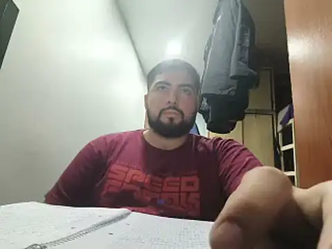 Snapshot of benitez_juan chatting on April 2026 12:09:02 AM benitez juan online show from April 2026 12:09:02 AM