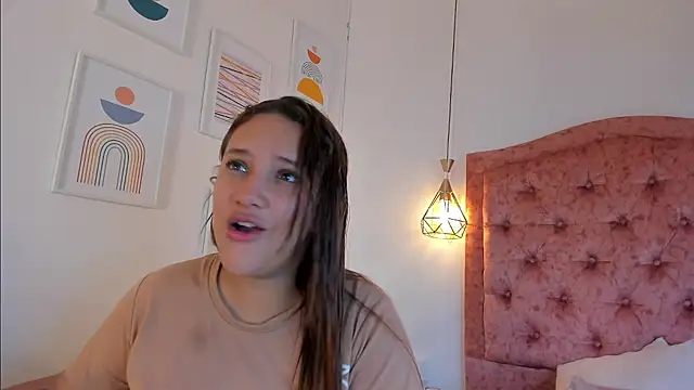 Snapshot of aprill21_ chatting on December 2024 12:56:02 PM aprill21 online show from December 2024 12:56:02 PM