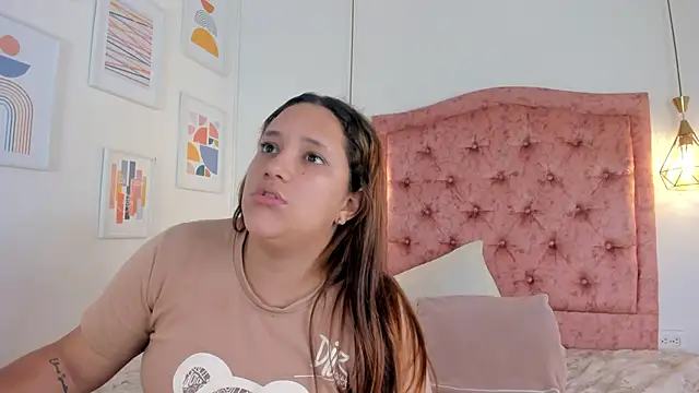 Snapshot of aprill21_ chatting on March 2025 01:50:02 PM aprill21 online show from March 2025 01:50:02 PM