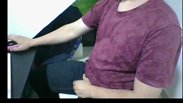 Snapshot of Gasparin32 chatting on March 2026 03:01:02 AM Gasparin32 online show from March 2026 03:01:02 AM