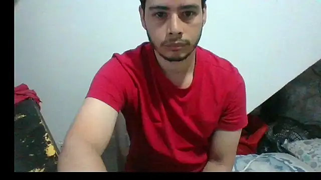 Snapshot of Gasparin32 chatting on April 2026 12:35:02 AM Gasparin32 online show from April 2026 12:35:02 AM