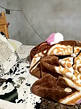 Snapshot of jijijoudia chatting on January 2025 02:44:01 PM jijijoudia online show from January 2025 02:44:01 PM