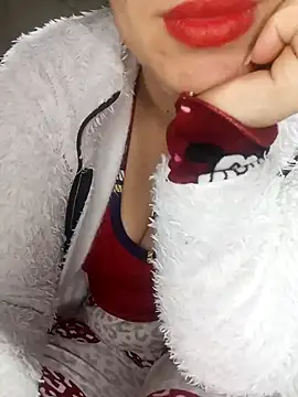 Snapshot of jijijoudia chatting on January 2025 07:03:01 PM jijijoudia online show from January 2025 07:03:01 PM