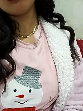 Snapshot of jijijoudia chatting on March 2025 08:27:01 PM jijijoudia online show from March 2025 08:27:01 PM