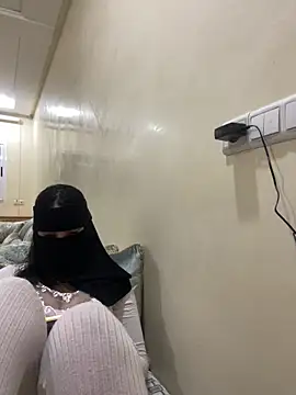 jijijoudia online show from November 2025 01:39:01 AM