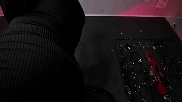 Carolina Arias online show from October 2025 08:19:02 PM