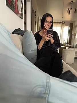 Snapshot of AmandaBby03 chatting on March 2025 12:00:01 PM AmandaBby03 online show from March 2025 12:00:01 PM