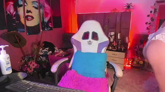 Snapshot of sweetyose chatting on April 2026 07:05:02 PM sweetyose online show from April 2026 07:05:02 PM