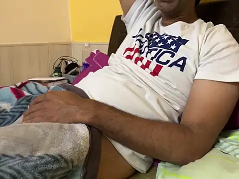 Snapshot of urbrownbunny chatting on April 2026 05:39:01 PM urbrownbunny online show from April 2026 05:39:01 PM