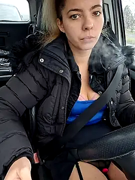 Snapshot of allinqueen chatting on December 2024 12:44:02 PM allinqueen online show from December 2024 12:44:02 PM