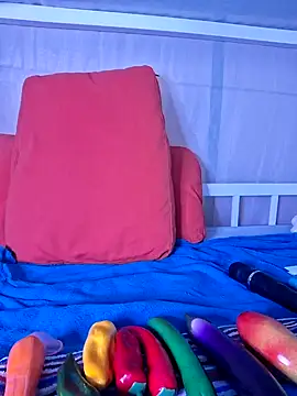 Snapshot of allinqueen chatting on February 2025 01:33:01 PM allinqueen online show from February 2025 01:33:01 PM