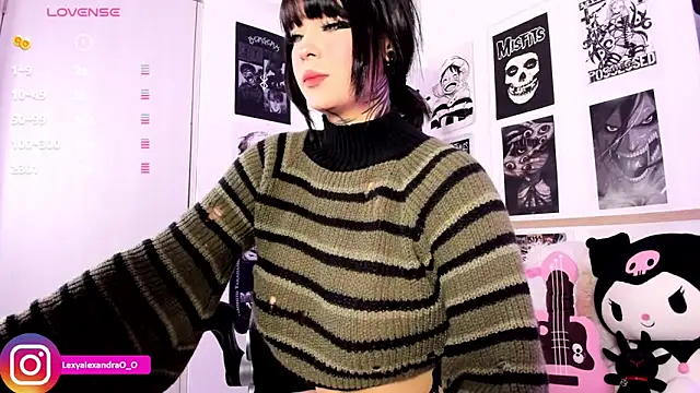 Lexyjoycce online show from April 2026 09:04:01 PM