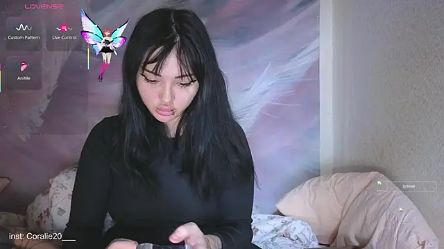 Snapshot of Coralie20_ chatting on October 2025 11:58:02 AM Coralie20 online show from October 2025 11:58:02 AM