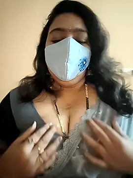 neelu-hoty online show from December 2024 04:30:02 PM