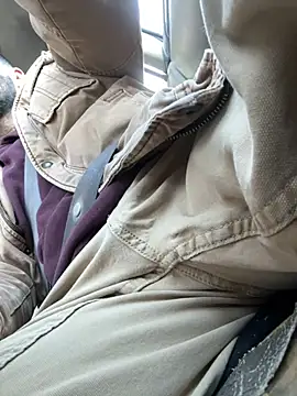 Snapshot of indosmoke chatting on March 2025 01:05:02 AM indosmoke online show from March 2025 01:05:02 AM