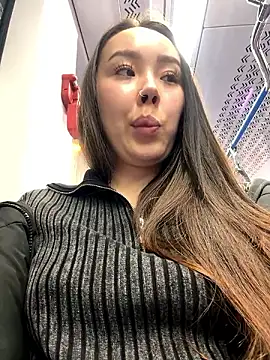 Asian Asami online show from December 2024 03:55:01 PM