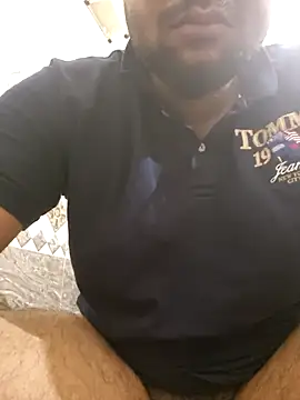 Snapshot of yourdreamman0705 chatting on January 2025 02:32:02 AM yourdreamman0705 online show from January 2025 02:32:02 AM