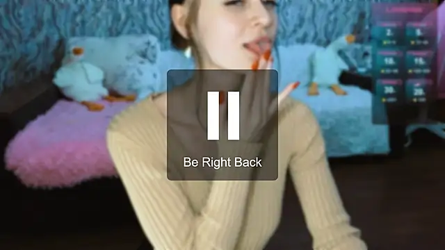 Elfanna online show from March 2025 11:38:02 PM