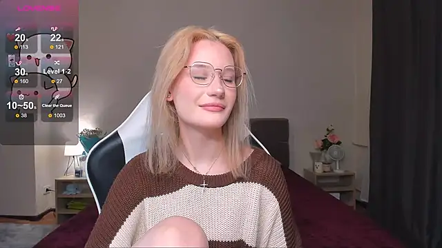 Snapshot of DearLia chatting on December 2024 12:56:02 AM DearLia online show from December 2024 12:56:02 AM