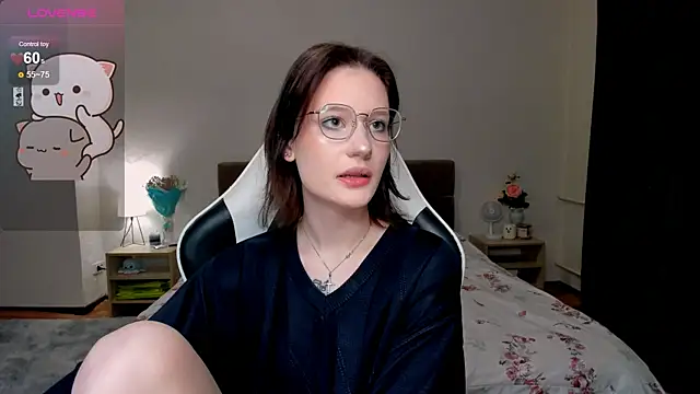 Snapshot of DearLia chatting on February 2025 08:16:01 PM DearLia online show from February 2025 08:16:01 PM