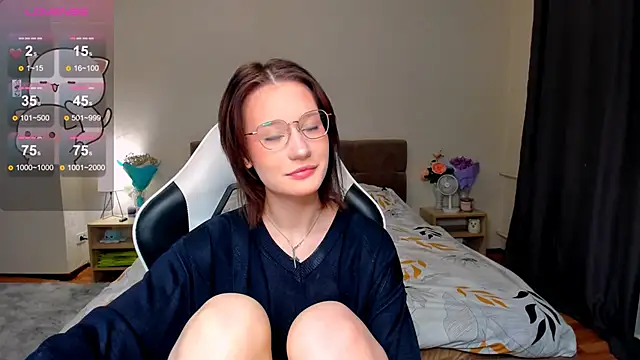 Snapshot of DearLia chatting on February 2025 11:15:01 PM DearLia online show from February 2025 11:15:01 PM