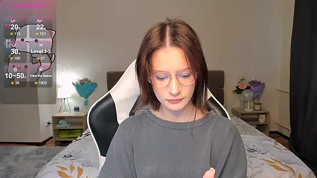 Snapshot of DearLia chatting on February 2025 04:09:02 AM DearLia online show from February 2025 04:09:02 AM