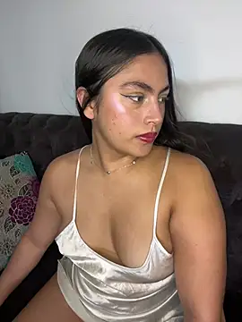 Snapshot of _Danaa chatting on March 2026 08:10:01 PM Danaa online show from March 2026 08:10:01 PM