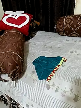 Chocolate stud10 online show from February 2026 09:00:02 PM